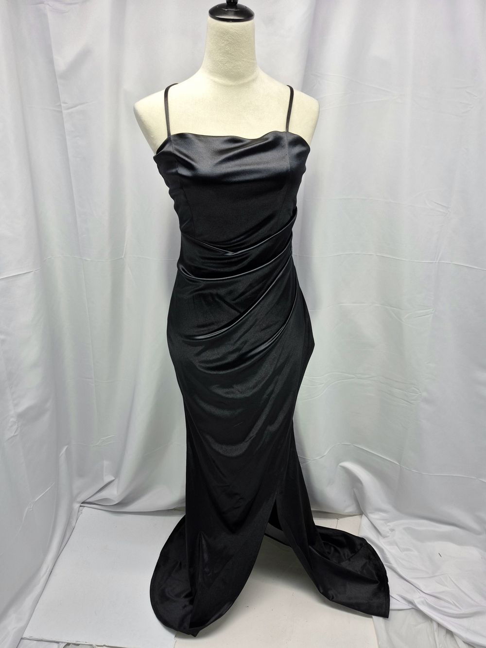 Honey and Rosie Black Satin Ruched Slit Maxi Formal Gown Dress Size M Y2K Elegan